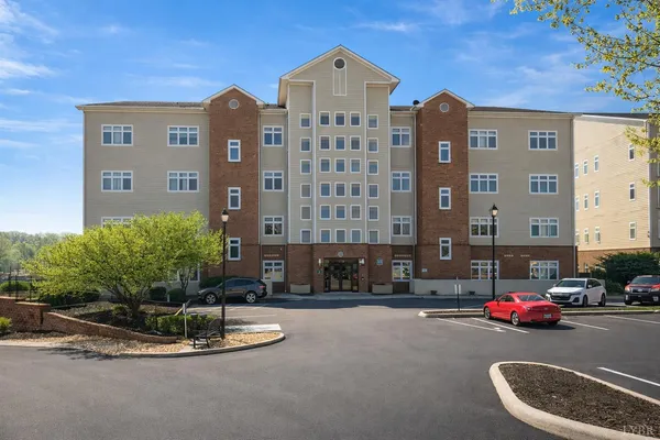 $147,500 | 1273 Graves Harbor Trail, Unit 3403, Huddleston, VA 24104