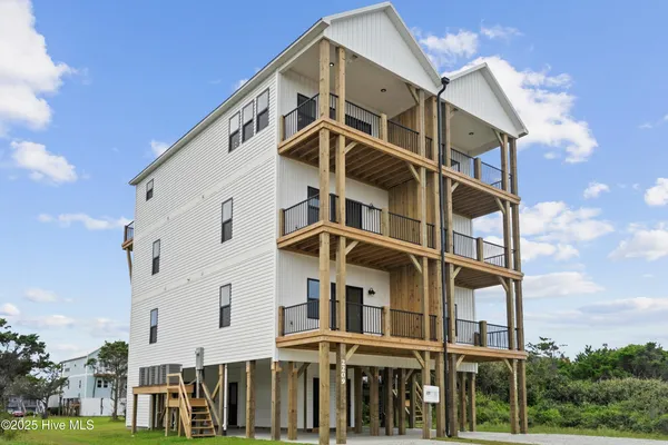 $675,000 | 2211 New River Inlet Road, Unit 18B, North Topsail Beach, NC 28460