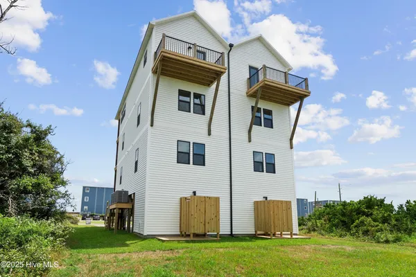 $675,000 | 2211 New River Inlet Road, Unit 18B, North Topsail Beach, NC 28460