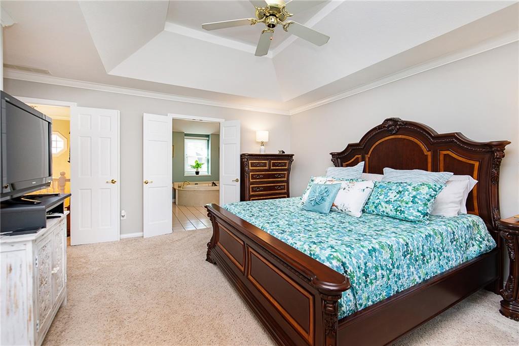 10207 Bent Tree Lane Fishers, IN 46037 - Photo 22 of 40 Gallery Image 22
