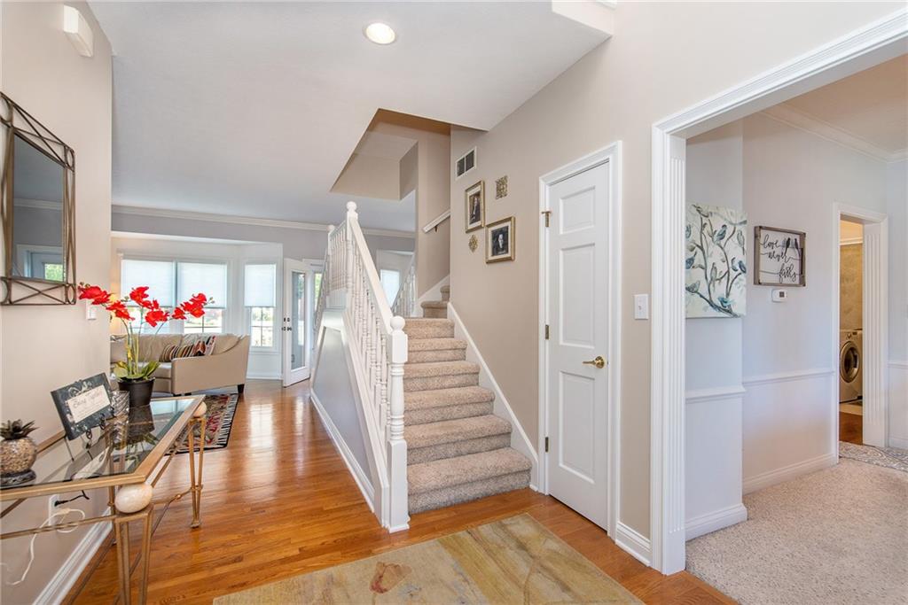 10207 Bent Tree Lane Fishers, IN 46037 - Photo 5 of 40 Gallery Image 5