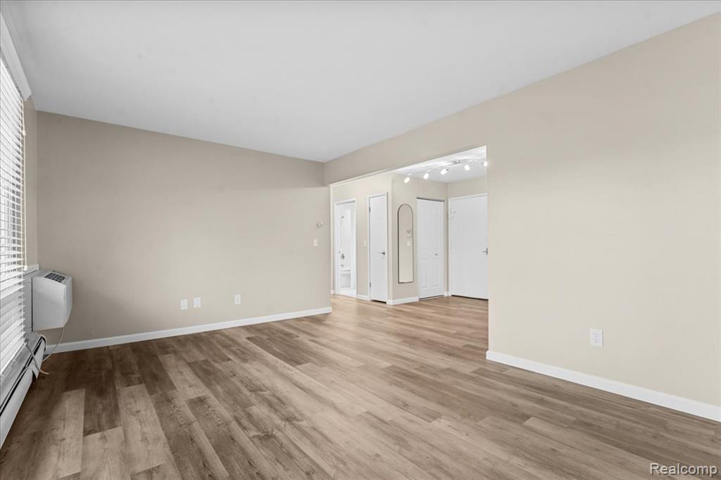 1545 Cherboneau Place, Unit 41 Detroit, MI 48207 - Photo 14 of 21