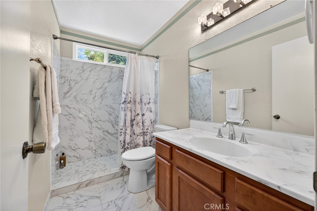 17347 Northlake Street Riverside, CA 92503 - Photo 27 of 44 Bathroom 2 17347 Northlake Dr, Riverside, CA 92503