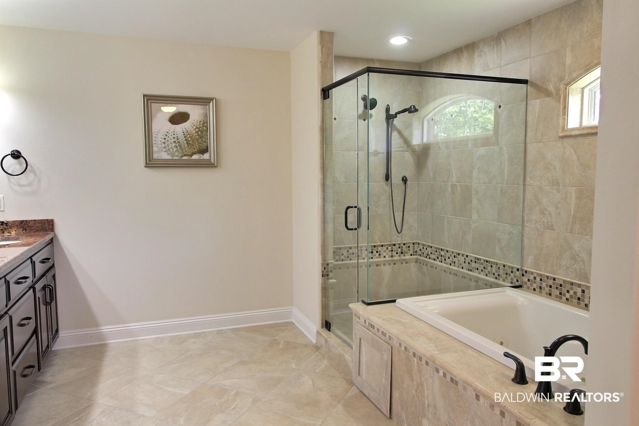 32891 Arbor Ridge Circle Lillian, AL 36549 - Photo 13 of 37 Tile shower with jetted tub