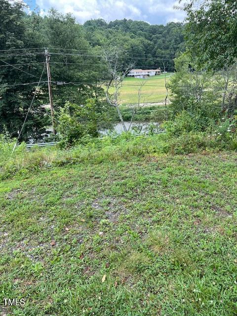 140 Morningside Circle West Jefferson, NC 28694 - Photo 6 of 21 IMG_3634