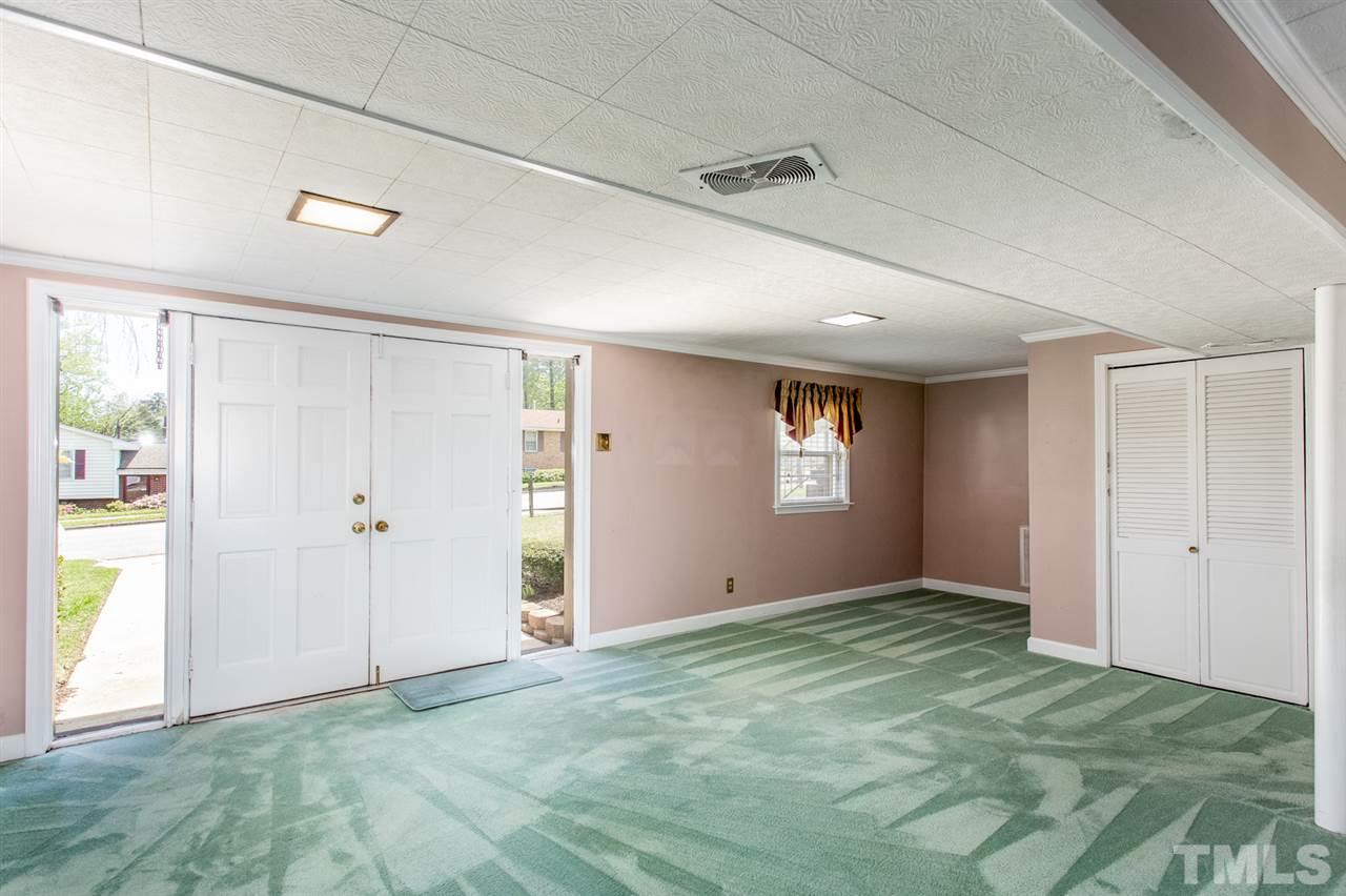 1421 North King Charles Road Raleigh, NC 27610 - Photo 22 of 29