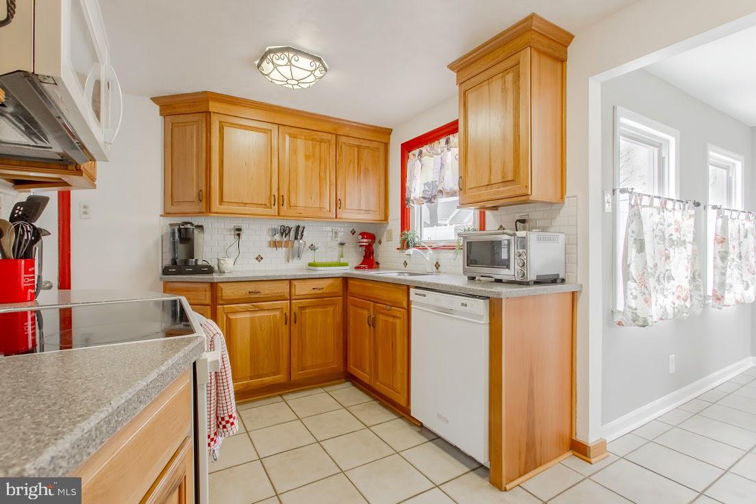 62 Northwood Road Newtown Square, PA 19073 - Photo 6 of 18 Gallery Image 6