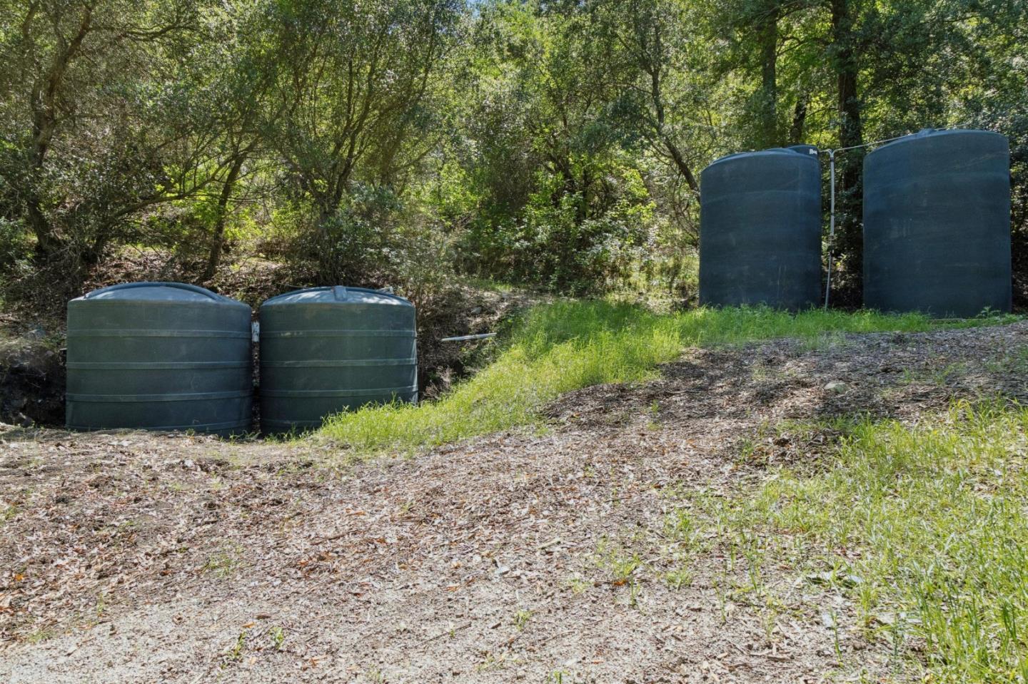 19751 Hicks Road Los Gatos, CA 95032 - Photo 31 of 60