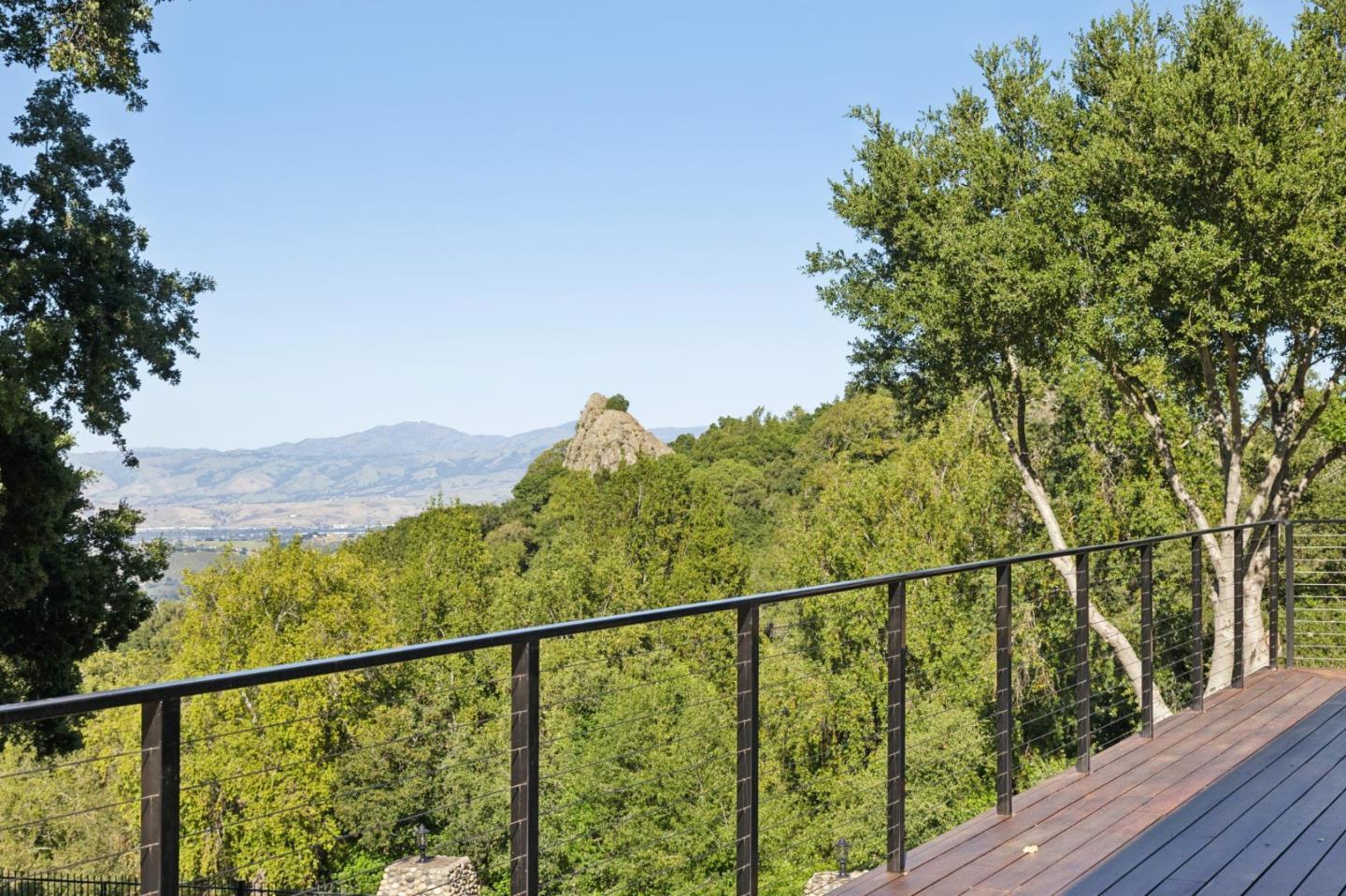 19751 Hicks Road Los Gatos, CA 95032 - Photo 33 of 60