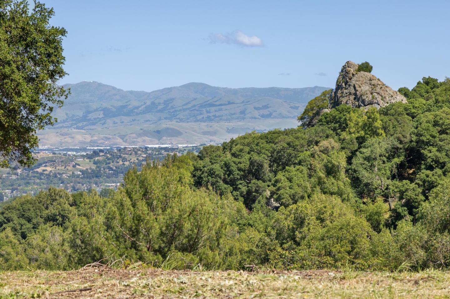 19751 Hicks Road Los Gatos, CA 95032 - Photo 55 of 60