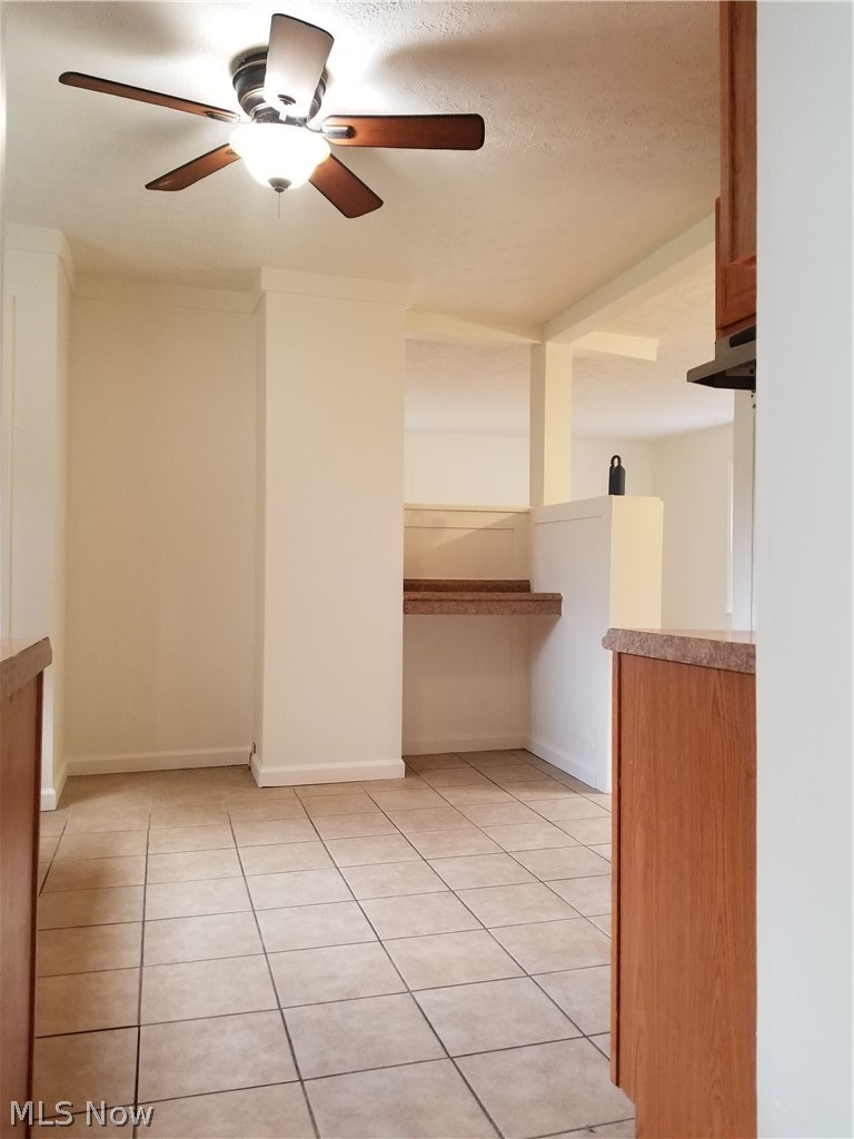 8578 Warwick Road Southeast Warren, OH 44484 - Photo 2 of 22 Gallery Image 2