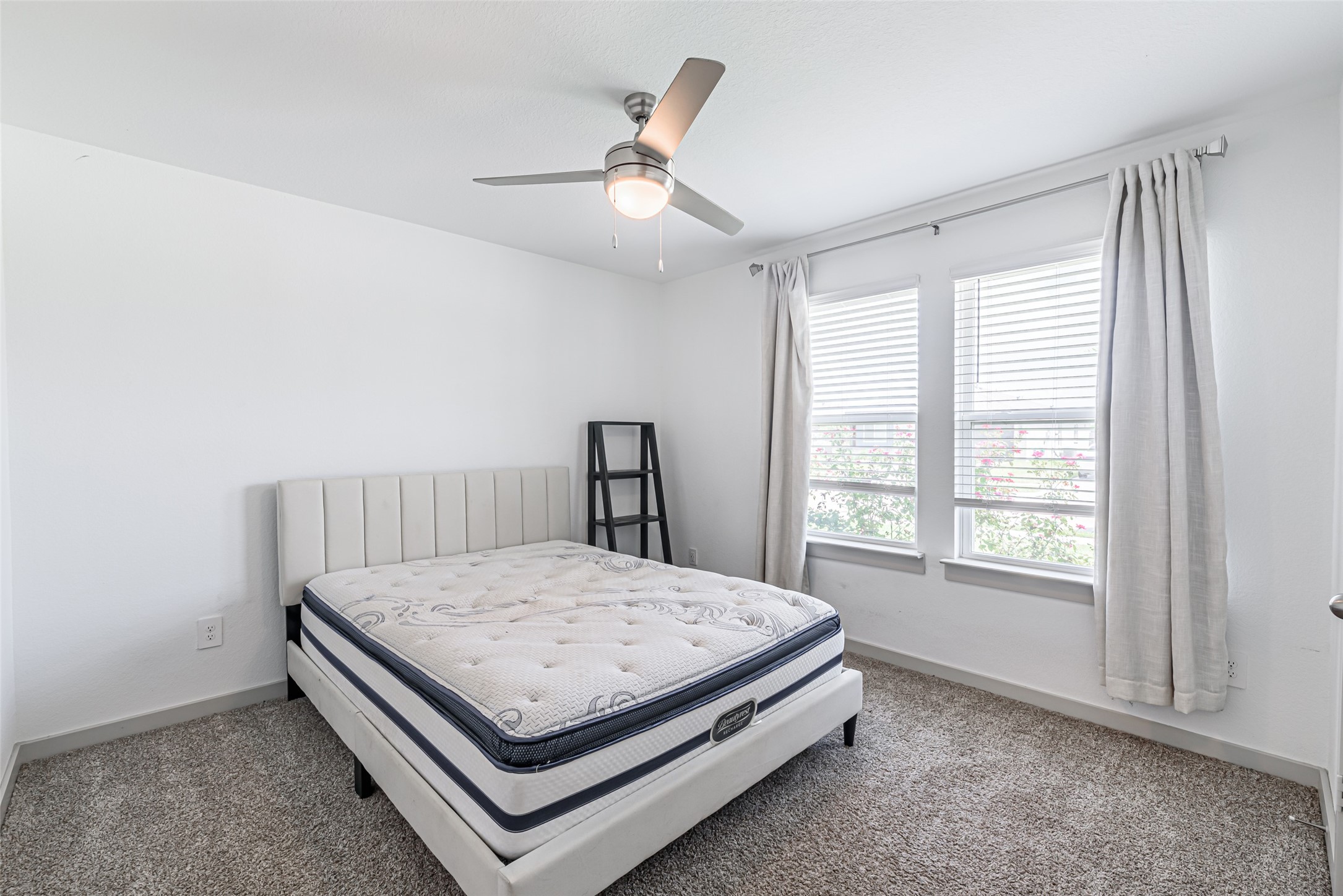 246 Dusty Bridle Lane Rosharon, TX 77583 - Photo 19 of 43