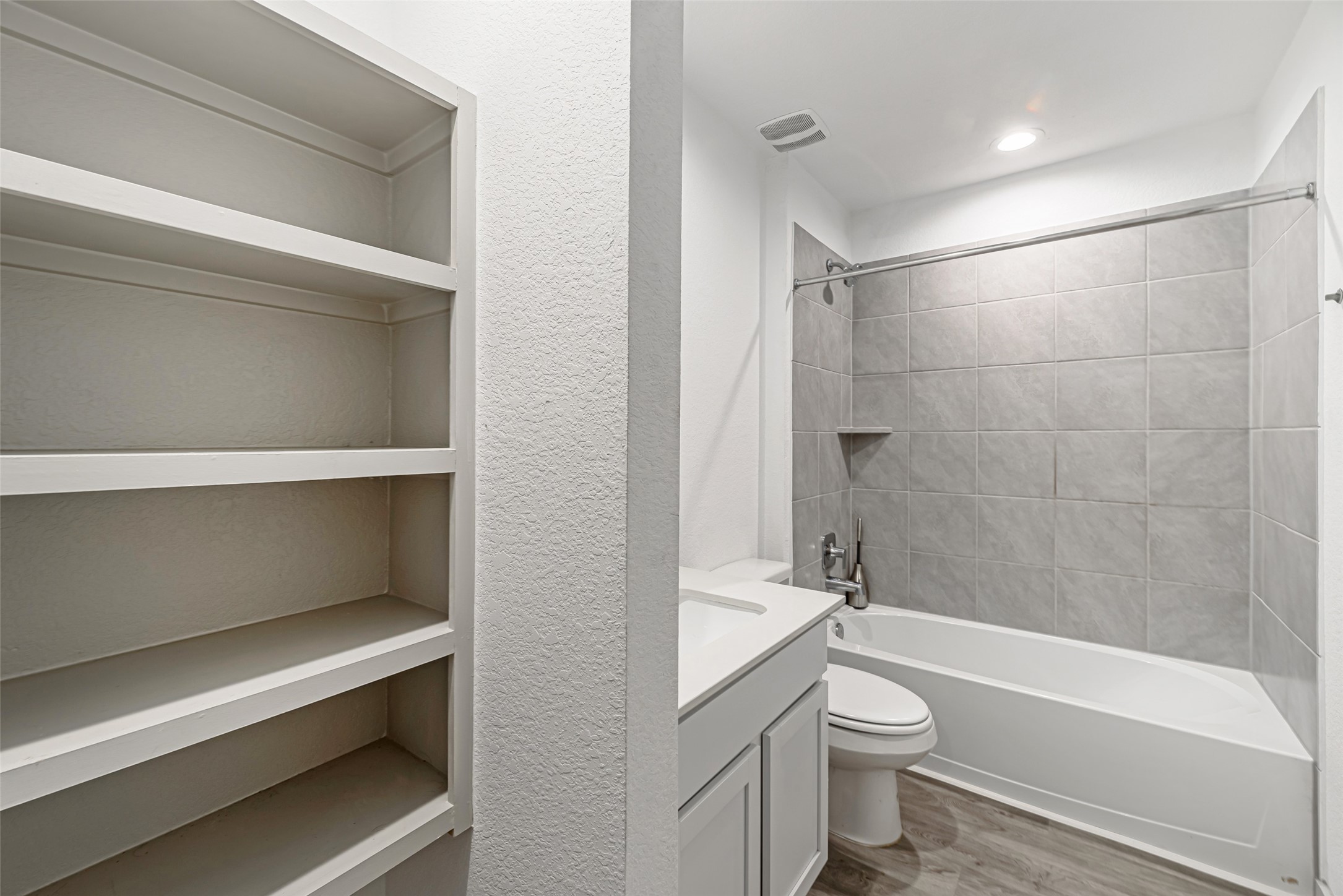 246 Dusty Bridle Lane Rosharon, TX 77583 - Photo 20 of 43