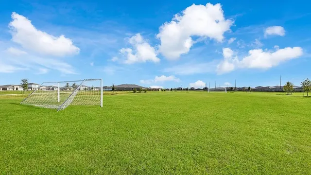 $2,350 | 246 Dusty Bridle Lane, Rosharon, TX 77583