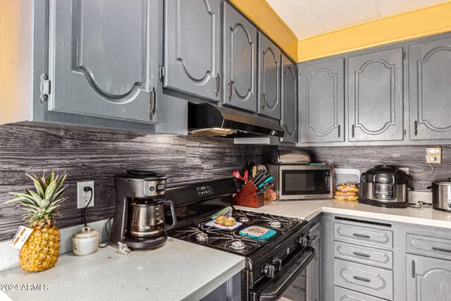 $90,000 | 6828 West Pierce Street, Unit 126, Phoenix, AZ 85043