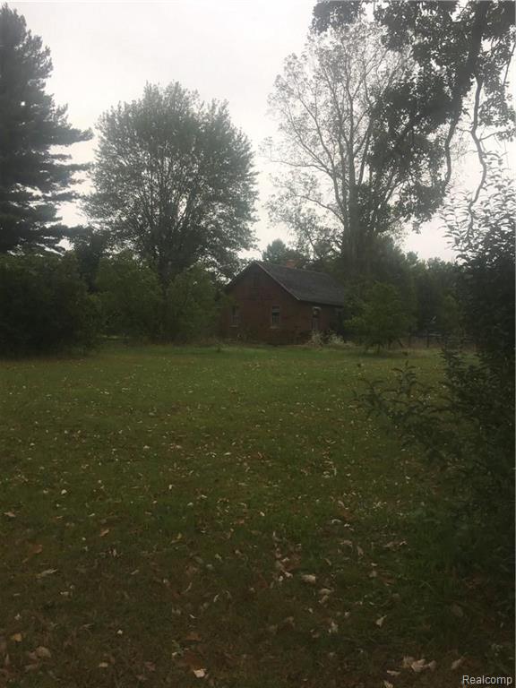 10155 Willow Road Willis, MI 48191 - Photo 17 of 29