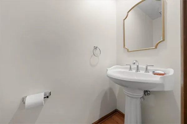 $415,000 | 2224 Northwest Summerfield Drive, Lee's Summit, MO 64081