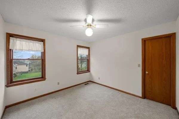 $438,000 | 2224 Northwest Summerfield Drive, Lee's Summit, MO 64081