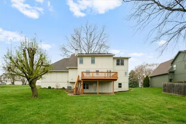 $438,000 | 2224 Northwest Summerfield Drive, Lee's Summit, MO 64081