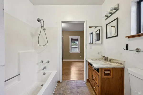 $470,000 | 1127 Cleveland Avenue, Santa Rosa, CA 95401