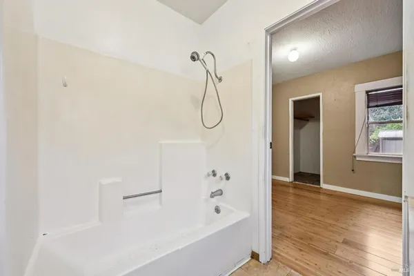 $470,000 | 1127 Cleveland Avenue, Santa Rosa, CA 95401