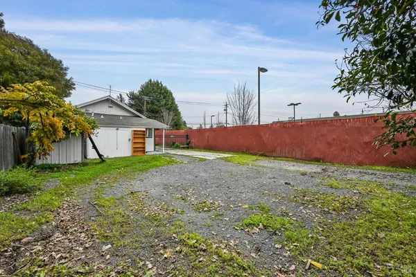 $470,000 | 1127 Cleveland Avenue, Santa Rosa, CA 95401