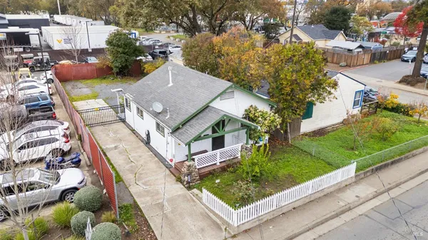 $470,000 | 1127 Cleveland Avenue, Santa Rosa, CA 95401