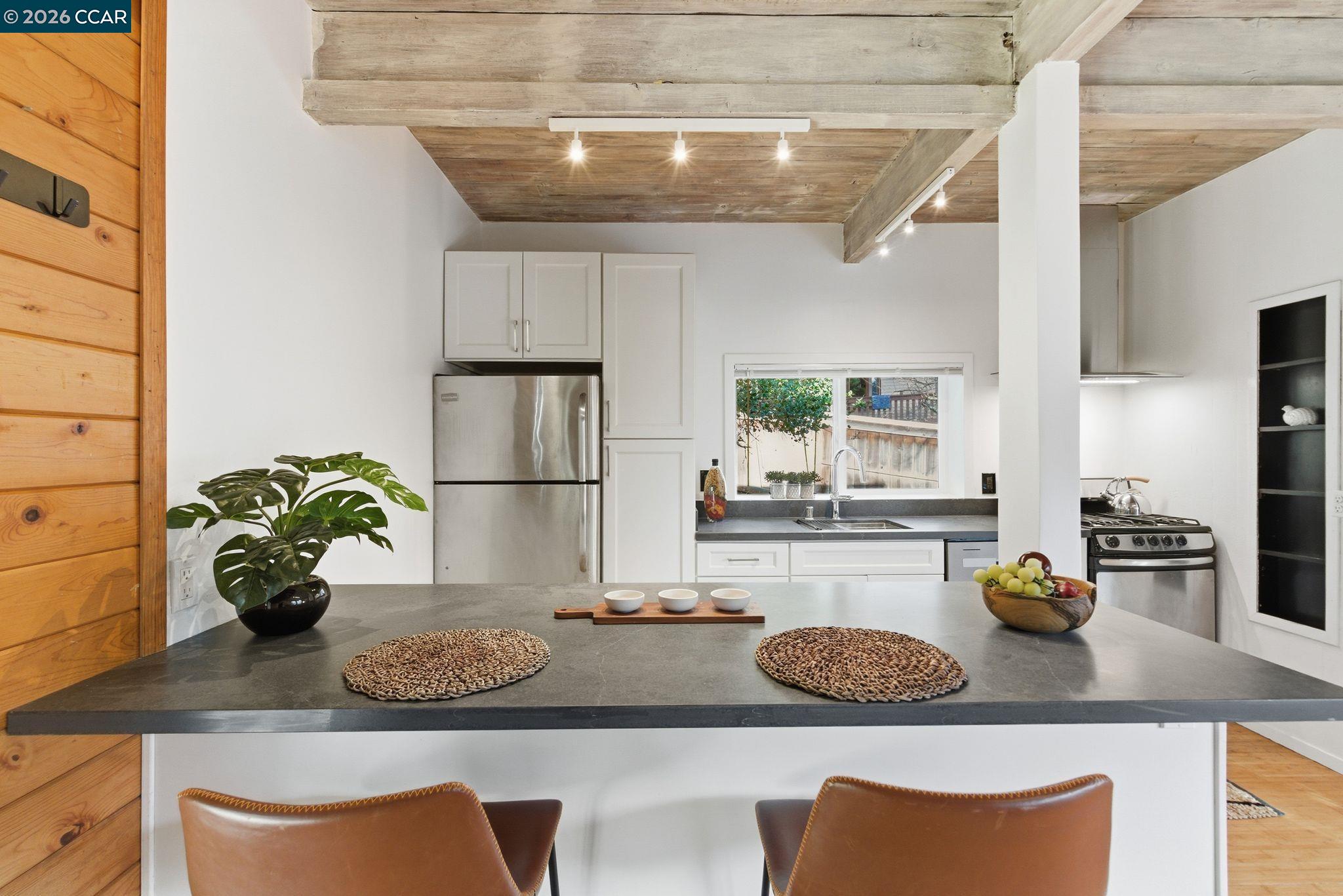 3382 Dwight Way Berkeley, CA 94704 - Photo 16 of 48