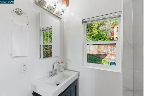 $650,000 | 3382 Dwight Way, Berkeley, CA 94704