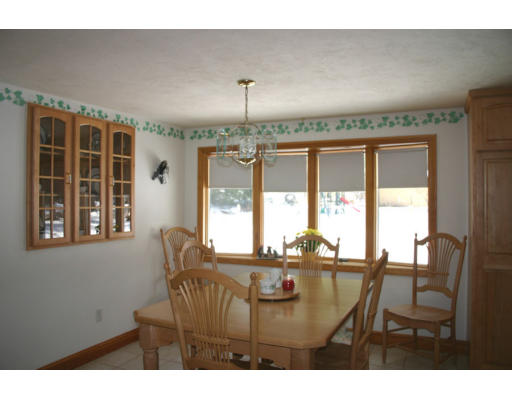 237 Main Street Wayland, MA 01778 - Photo 9 of 10 Gallery Image 9