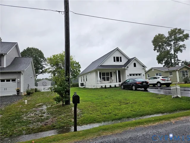 $325,000 | 484 Latane Drive, Colonial Beach, VA 22443