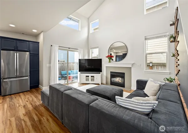 $624,999 | 10045 1st Street Northeast, Lake Stevens, WA 98258