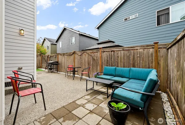 $624,999 | 10045 1st Street Northeast, Lake Stevens, WA 98258