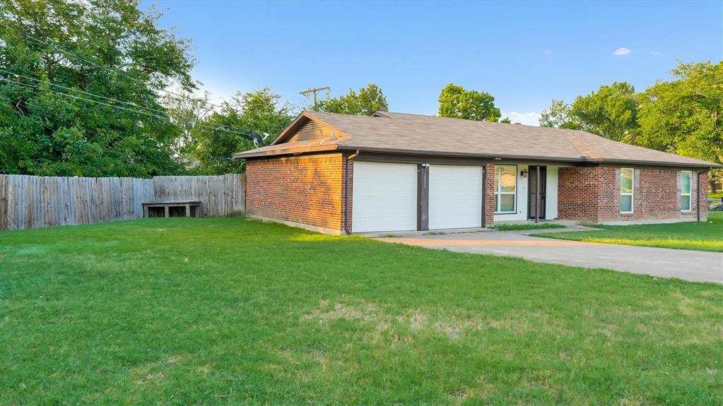 1500 High Ridge Road Benbrook, TX 76126 - Photo 1 of 33 Gallery Image 1