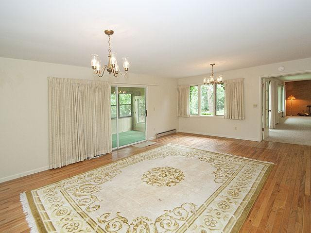 2748 North Maple Road Ann Arbor, MI 48103 - Photo 6 of 17 Dining Room.