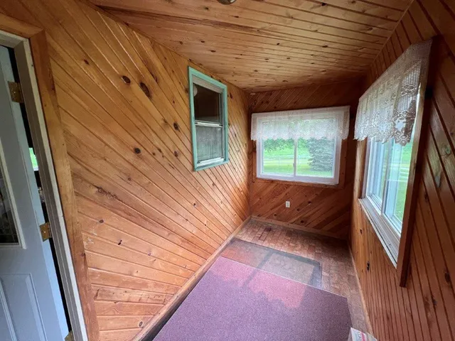 $700,000 | 4365 40th Street Southwest, Waverly, MN 55390