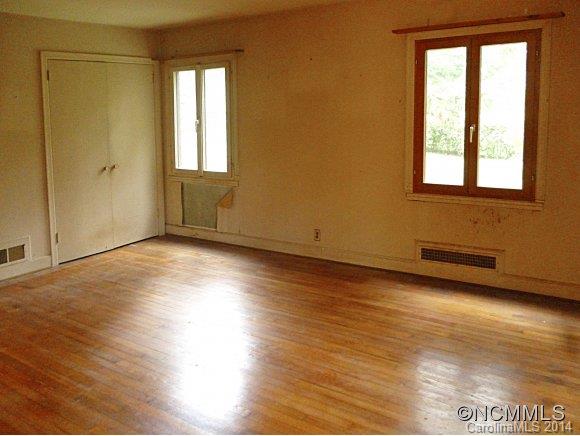 6 Red Oak Road Asheville, NC 28804 - Photo 18 of 24 Gallery Image 18