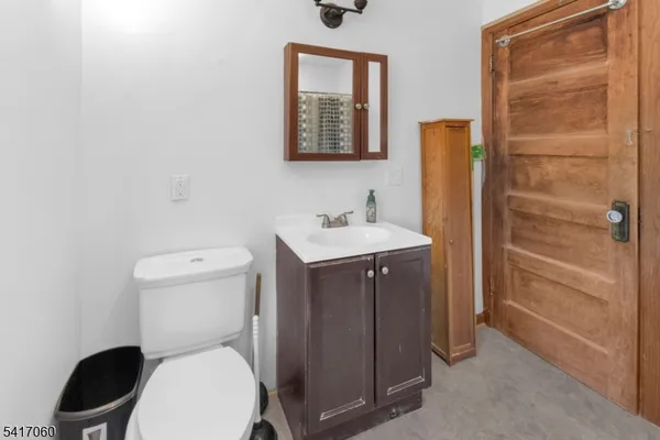 $569,500 | 17 Wellington Avenue, West Orange, NJ 07052