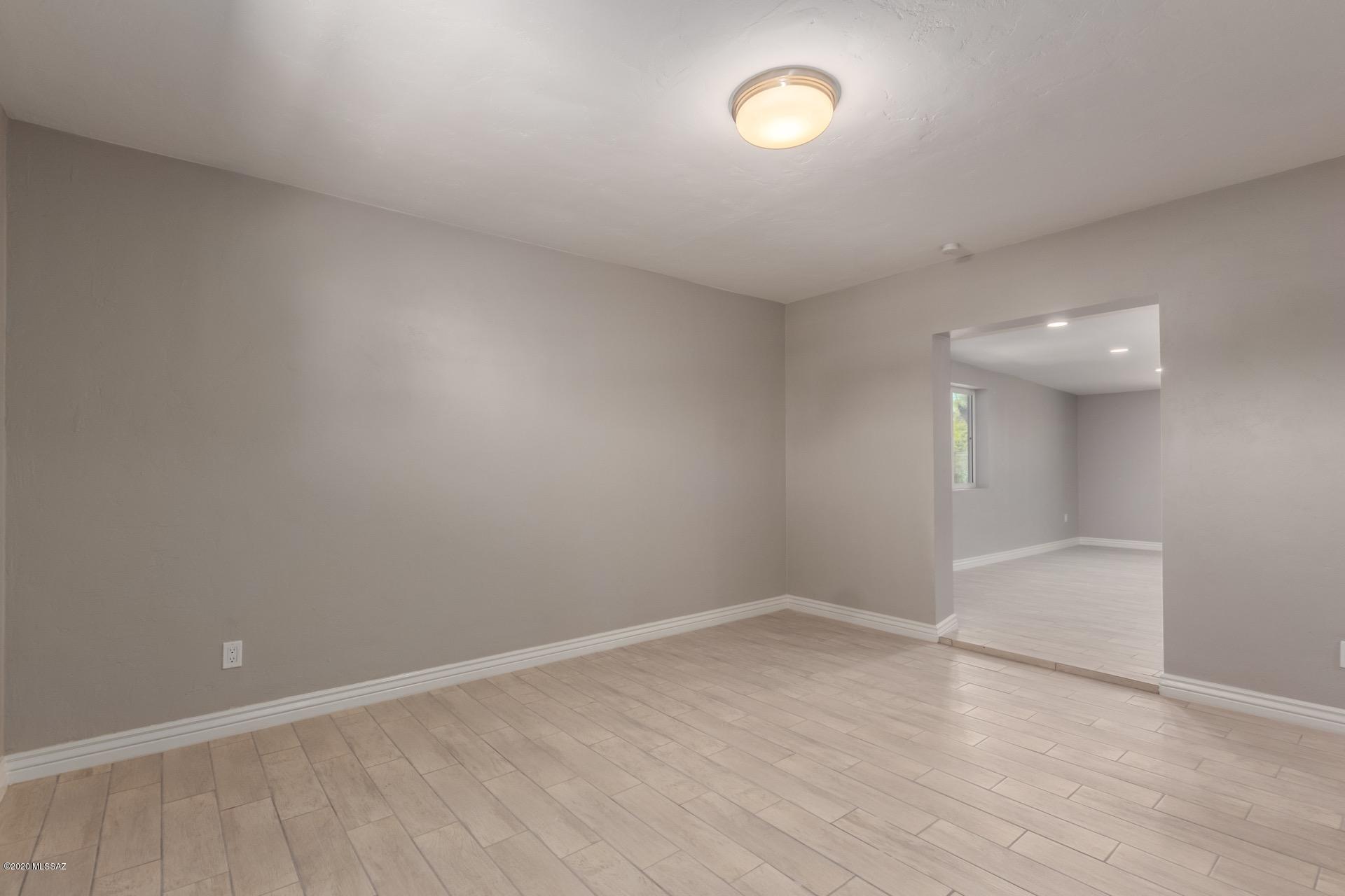 3624 San Rafael Place Tucson, AZ 85713 - Photo 6 of 27