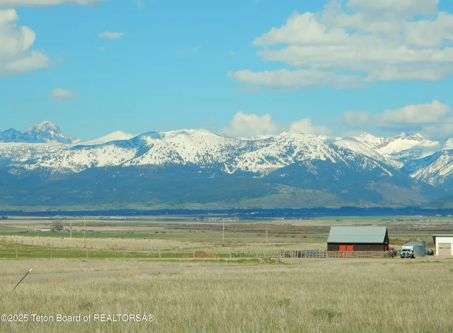 $399,000 | 6135 West 1400 North, Driggs, ID 83422