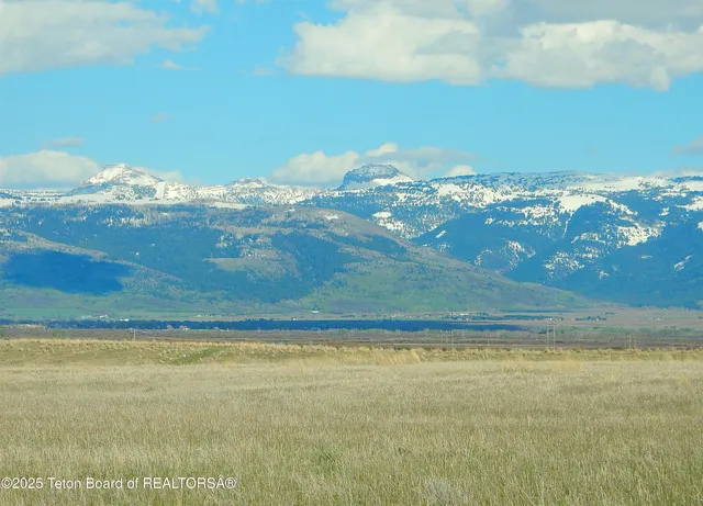 $399,000 | 6135 West 1400 North, Driggs, ID 83422