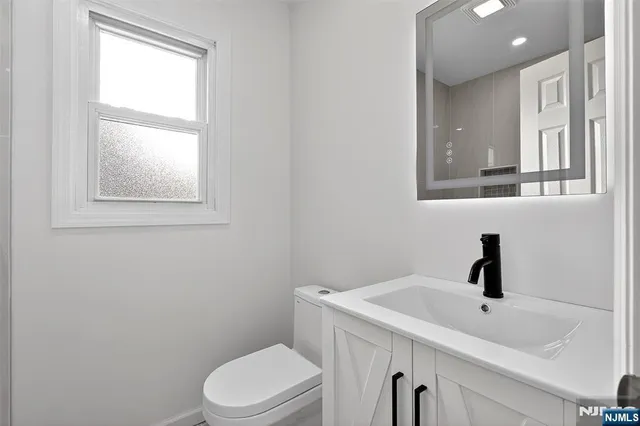 $2,600 | 269 Schuyler Avenue, Unit 2, Kearny, NJ 07032