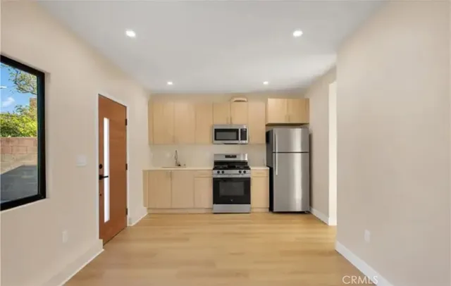 $2,400 | 10507 Dempsey Avenue, Granada Hills, CA 91344