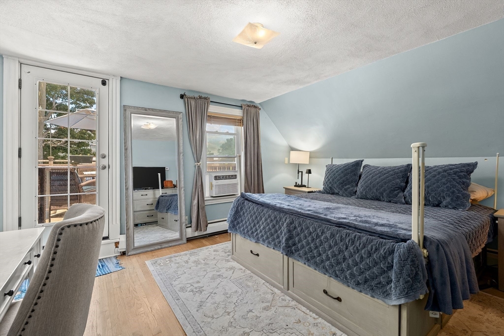 17 Windermere Road Boston, MA 02125 - Photo 22 of 38
