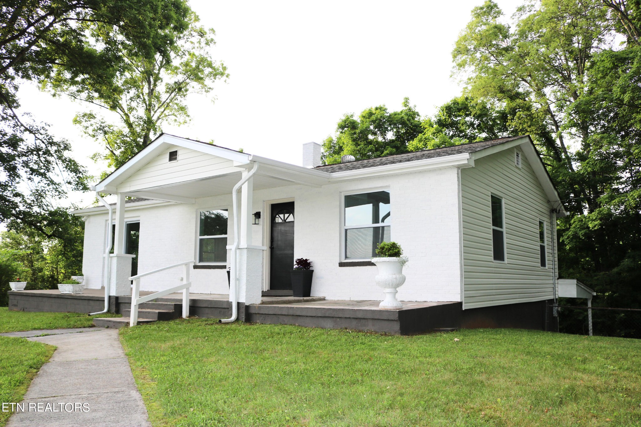 230 McCubbins Road Knoxville, TN 37924 - Photo 1 of 23 Gallery Image 1