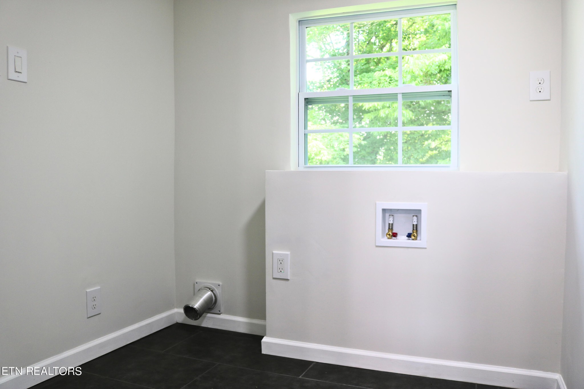 230 McCubbins Road Knoxville, TN 37924 - Photo 6 of 23 Gallery Image 6