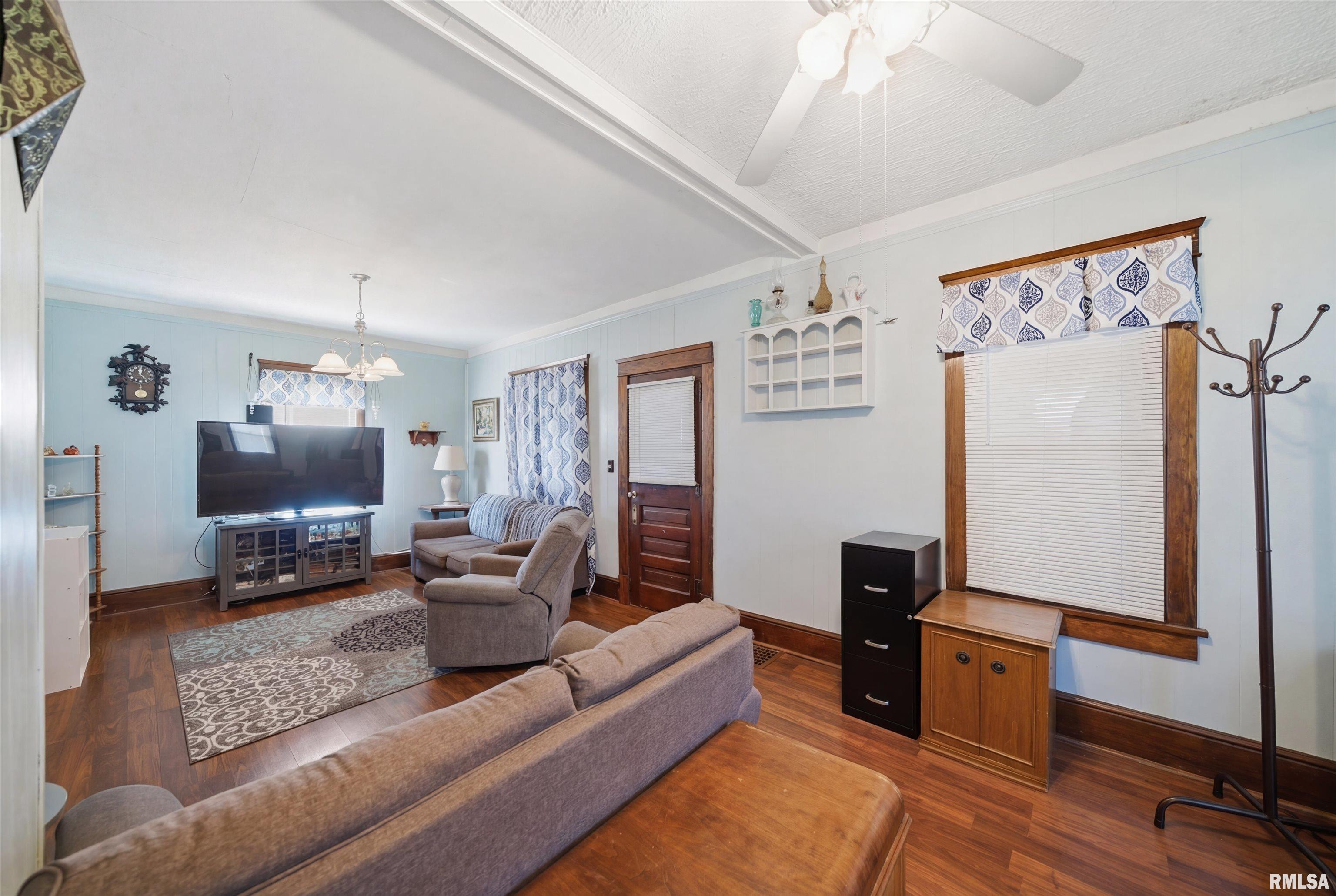 206 North Washington Street Washburn, IL 61570 - Photo 9 of 25