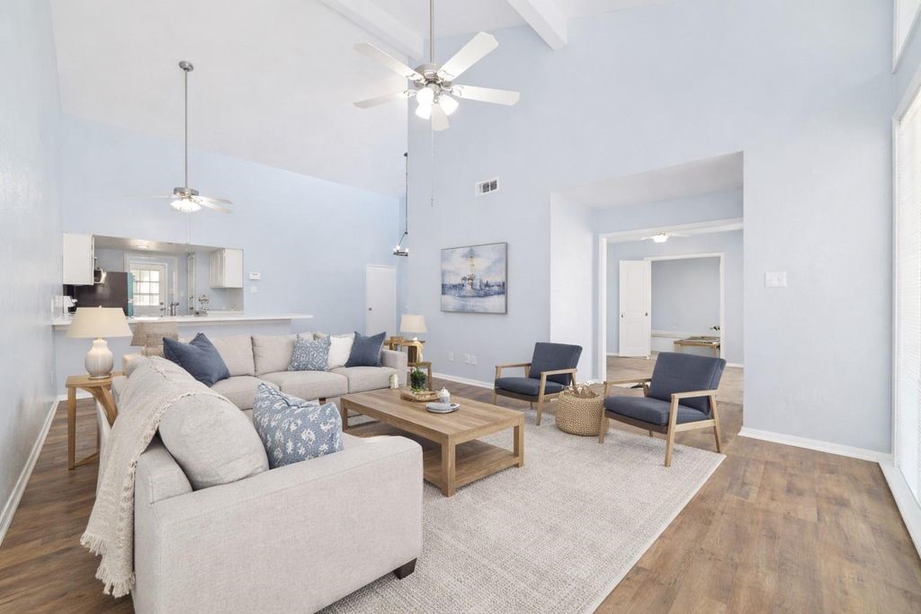 17 April Point Drive North Conroe, TX 77356 - Photo 6 of 24