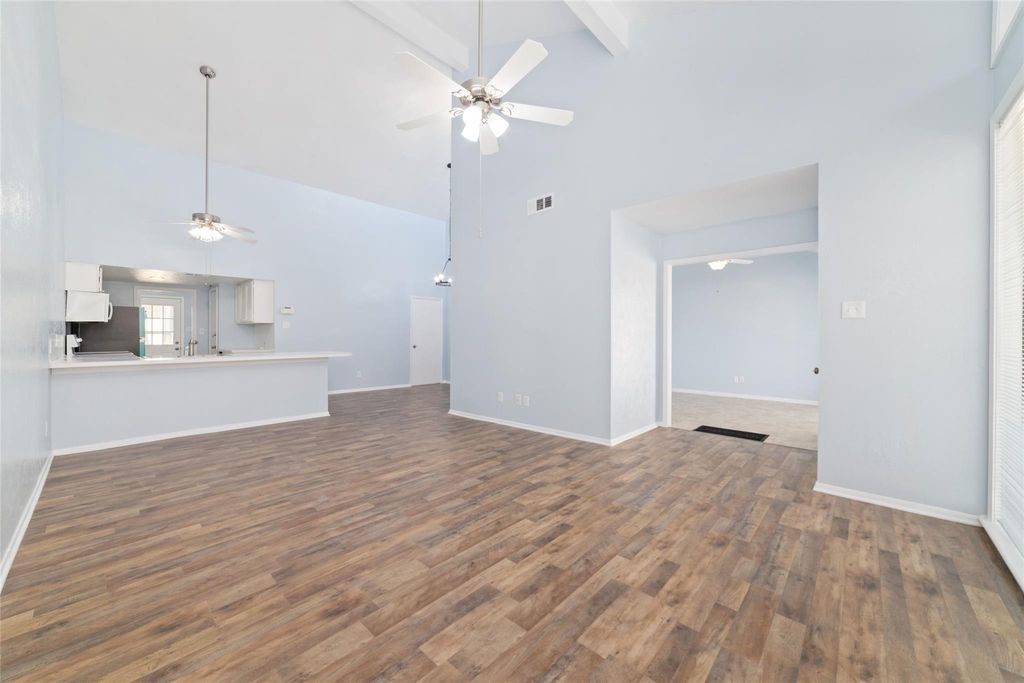 17 April Point Drive North Conroe, TX 77356 - Photo 7 of 24