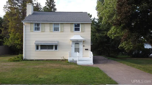 $175,500 | 632 Lake Avenue, Ironwood, MI 49938